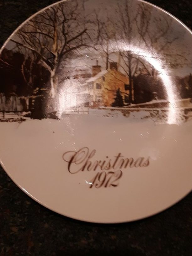 Christmas Plate 1972