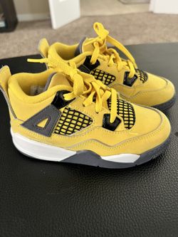 Boys Kids Jordan’s 