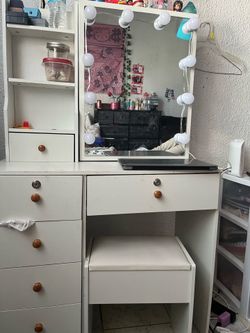 Vanity (white)