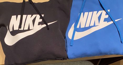 Men’s Nike sweatshirts 2 For $20