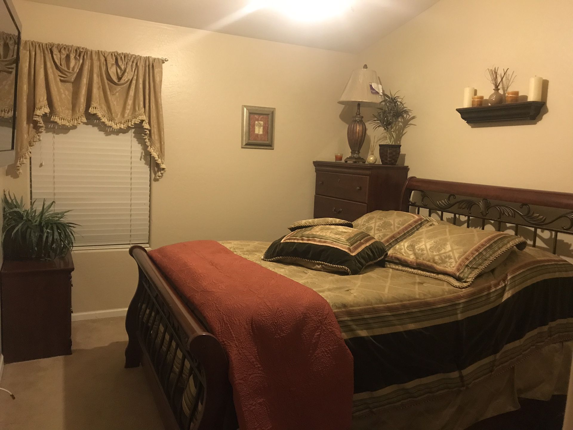 Queen frame, dresser & 1 night stand Moving Sale