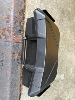Small 2 gallon can am Lin Q system storage box