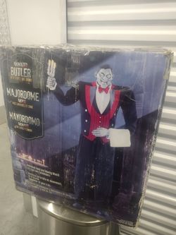 Halloween butleryard display