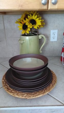 Plate and Bowl Set