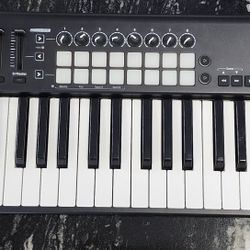 Novation Keyboard Launchkey 61