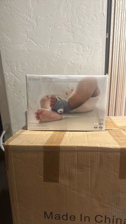 Owlet Dream Duo (Gen 2) Smart Baby Monitor Bundle – HD Video Camera + Wearable Sock Tracks Baby’s Oxygen, Heart Rate & Sleep