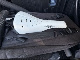 90’s collectors white Gt wings stamped bmx seat Velo 2169