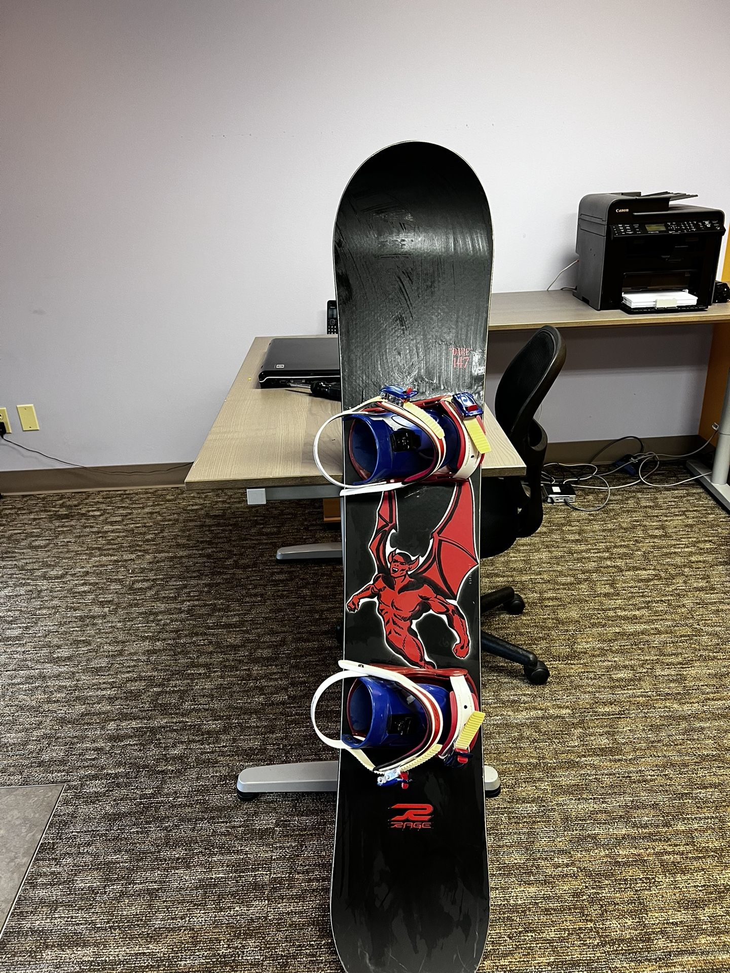 A complete Setup Snowboard + Boots + Bindings, You’re All Set for Sale