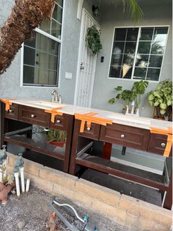 Brown vanity