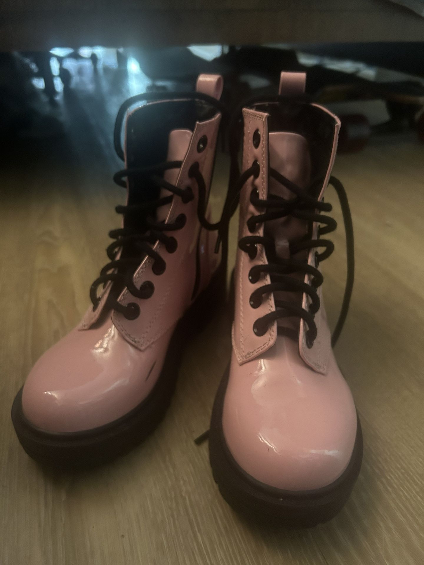 Soda| pink Combat boots