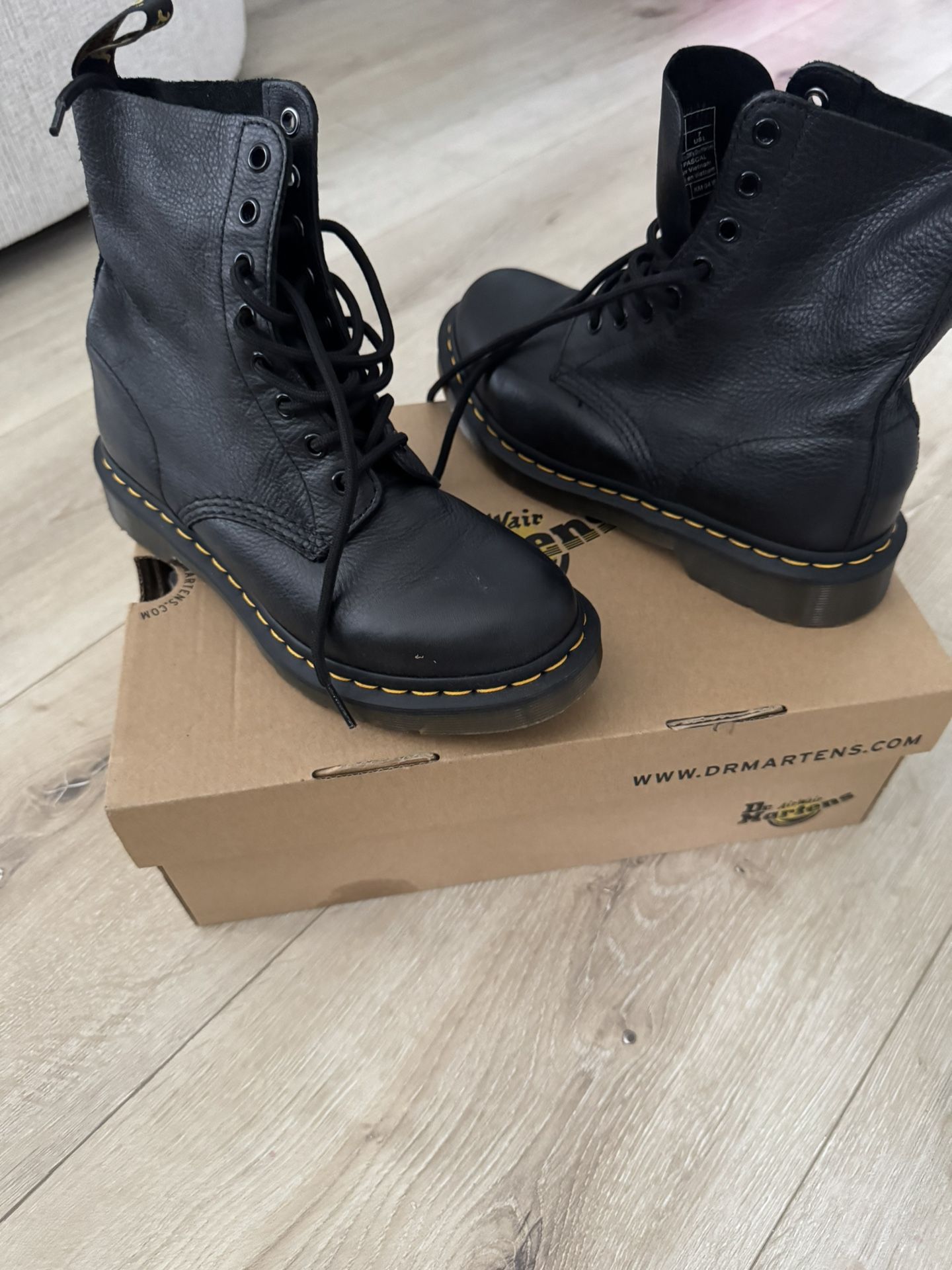 Doc Marten Pascal