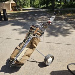 Golf Clubs 