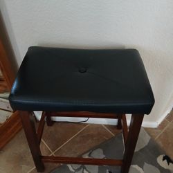 Short Bar Stool