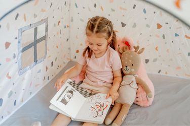 Brand New You Little Cutie Kids Popup Play Tent, No Setup Required, Neutral Color, 4x4x4' (terrazzo)