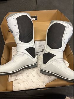 Gaerne SG-22 Motocross Boots White Size 10 EU 44.5 Like New Tried On Only