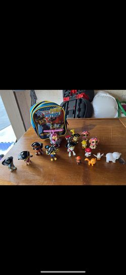 Paw Patrol Figures/Mini Backpack 