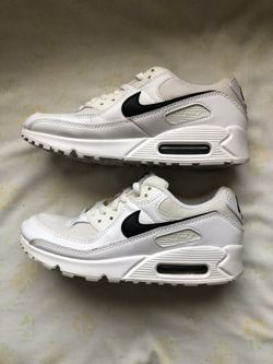 Nike Air Max 90 Women’s Size 9.5 Have Some Yellowing In Some Parts Still Good Condition