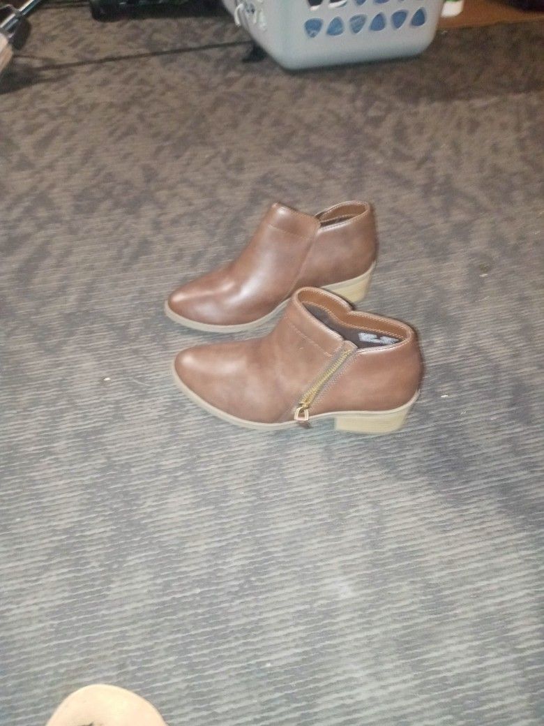 Women Shoes