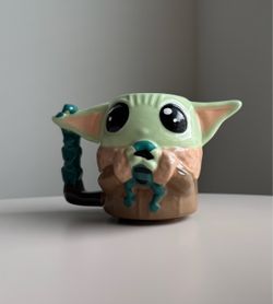Star Wars The Mandalorian Grogu Baby Yoda 3D Ceramic Mug Zak Designs SWSC-1594
