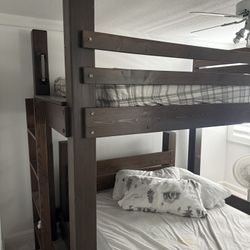 Full Size Bunk Bed, Queen Below, XL Twin Top