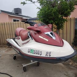 2003 SEADOO GTXDI 951 DIRECT INJECTION ONLY 45 FACTORY HOURS.     130 HP.    NO CART OR TRAILER
