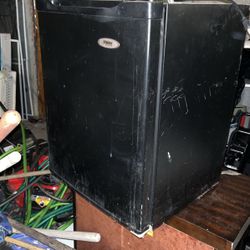 Haier Mini Refrigerator 