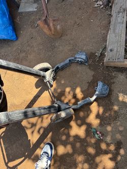 Vaccum stand base with wheels