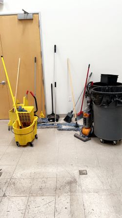 Cleaning Crew Starter Kit