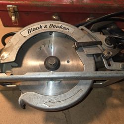 Black & Decker Worm Drive Saw