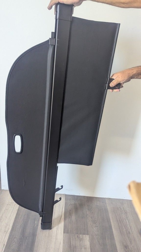 Audi Q3 Trunk Cover Black
