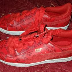 Puma Boy's Basket Superman Jr Sneakers

5.5 Kids