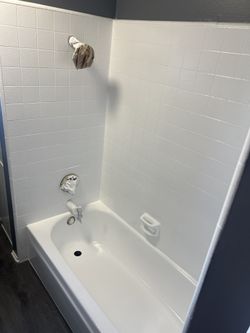 Bath Tub Refinishing