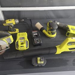 Ryobi Tool Set