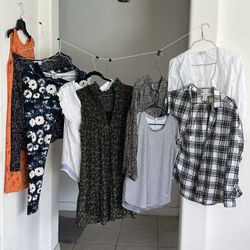 Women’s Clothing 
