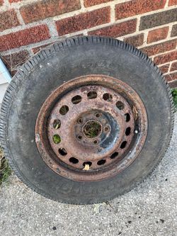 Good spare tire and rim 5 lug