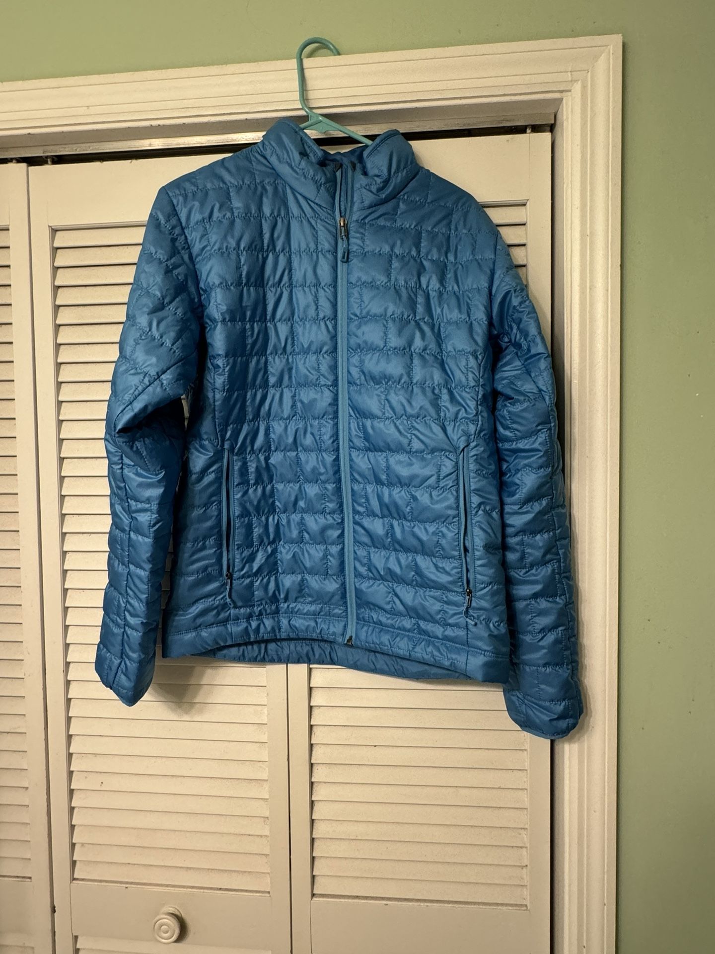 Patagonia Nano Puff Men’s Small Blue