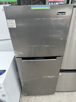 Fridge Brand Magic Chef 24 Inch Used We Warranty On Sell !!