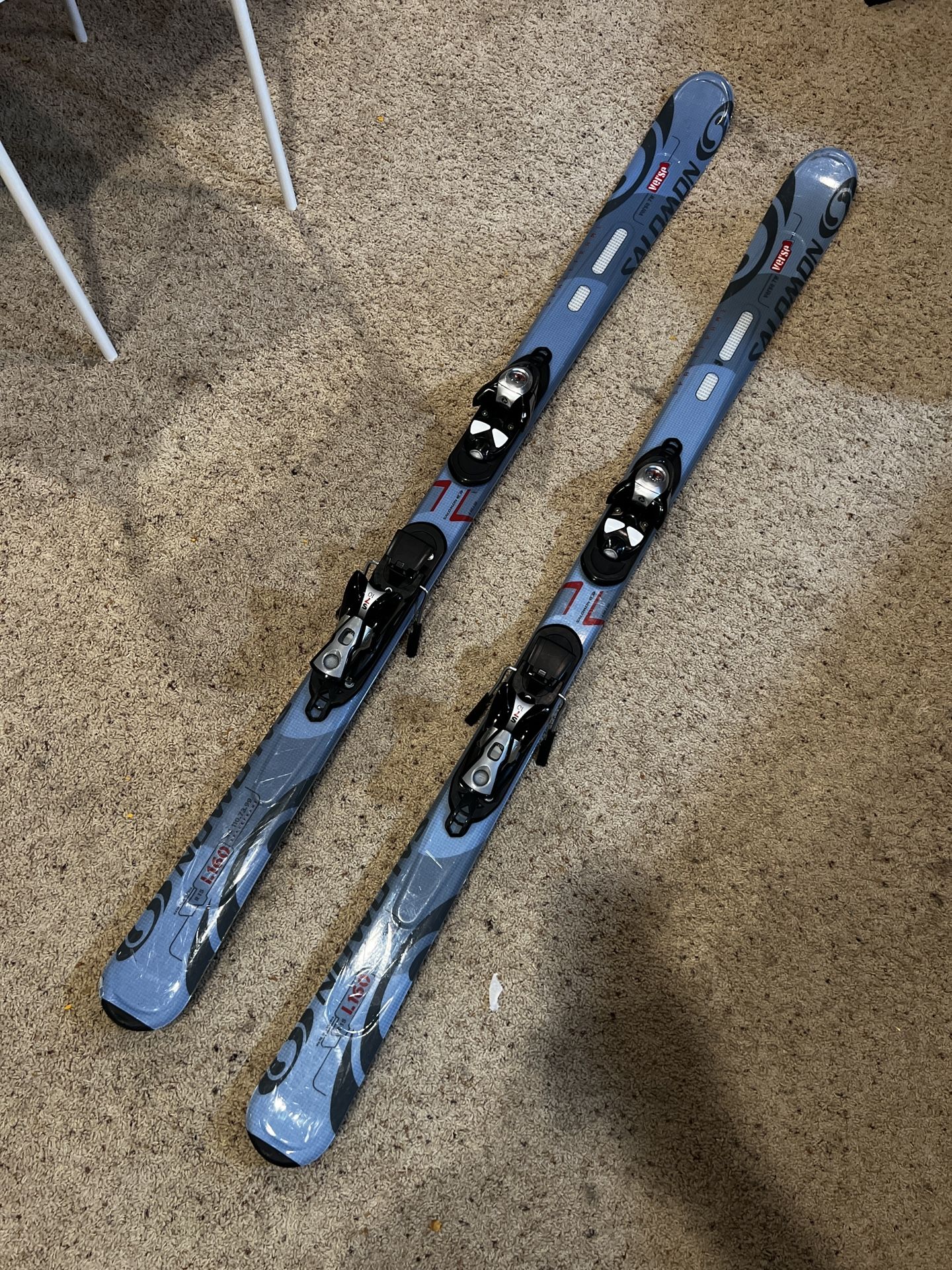 Salomon Skis 160cm