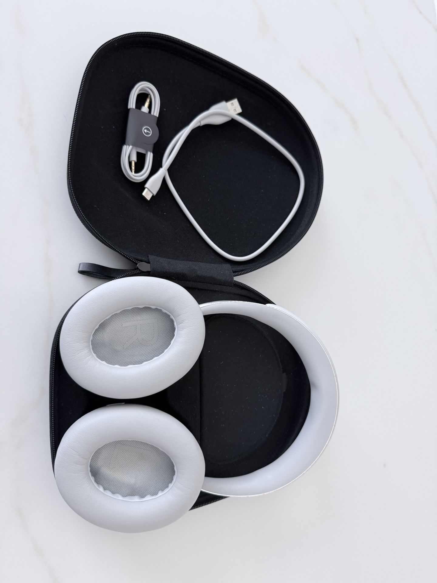 Bose 700 Noise cancelling Headphone - Silver
