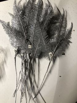 40 Ct Glittered Fern $35.00