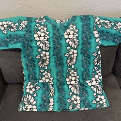 Hawaiian Print Scrub Top- Size Small
