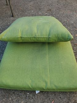 2 peace Cushion-only for one chair Waterproof