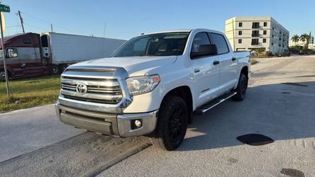2016 Toyota Tundra CrewMax