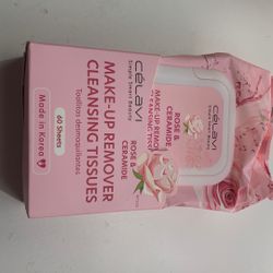 MAKEUP WIPES NEW!