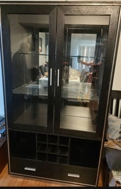 China Cabinet with Glass Doors