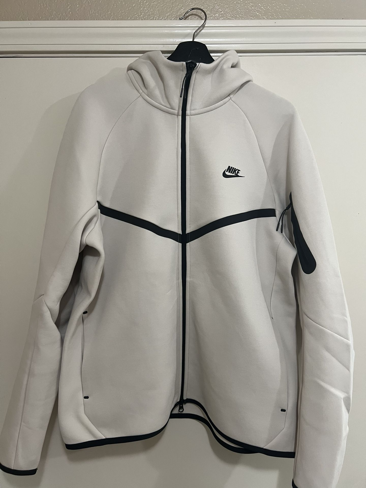 Nike Tech Fleece Crème Jacket L