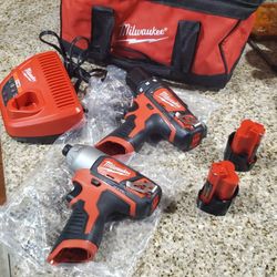 Milwaukee Drill And Impact Set