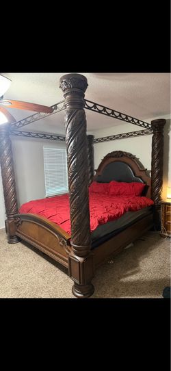 King/ Cal King canopy bed