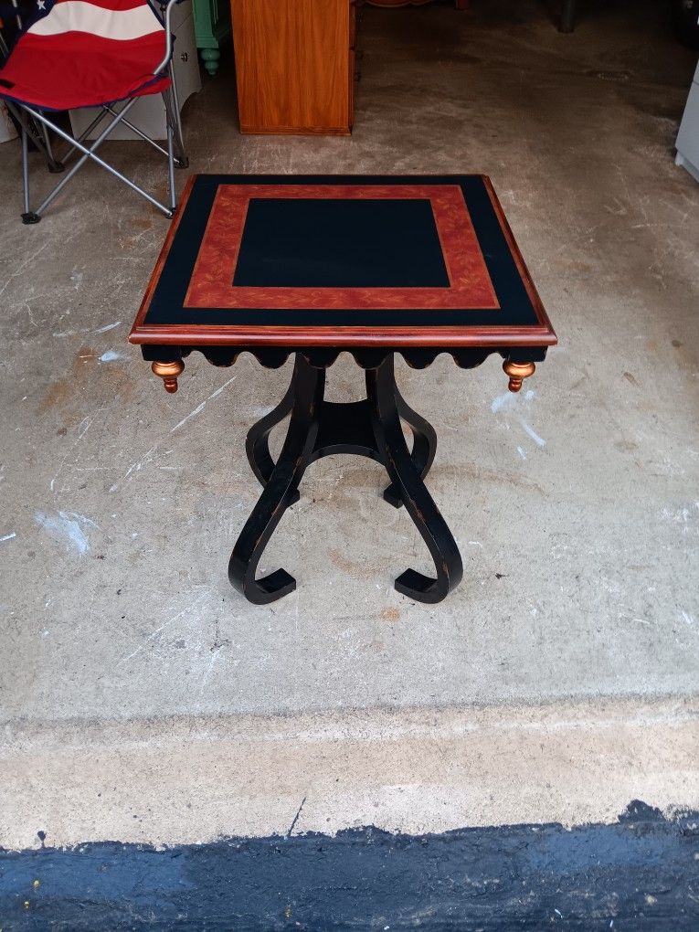 Victorian Style End Table