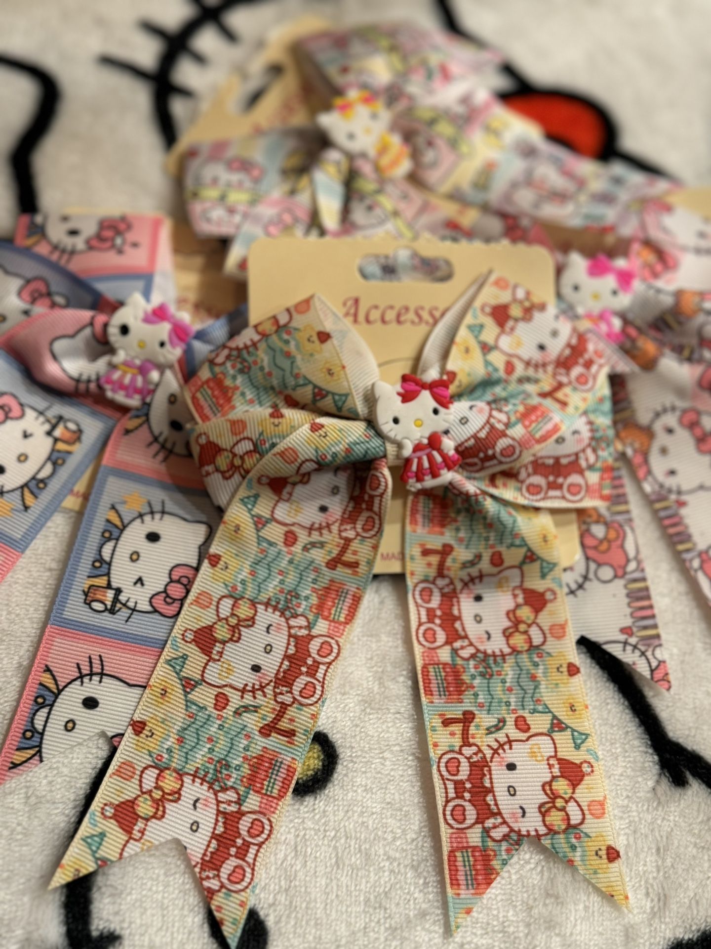 Hello Kitty Bows
